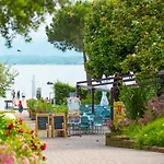 Bella Italia 4*