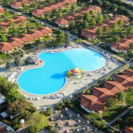 Bella Italia 4*