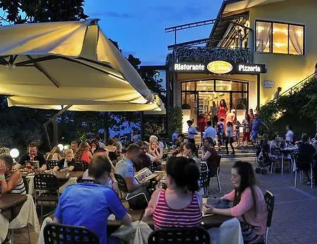 ホリデーパーク Bella Italia 4*