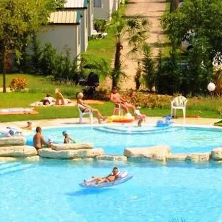 Bella Italia 4* ペスキエーラ・デル・ガルダ