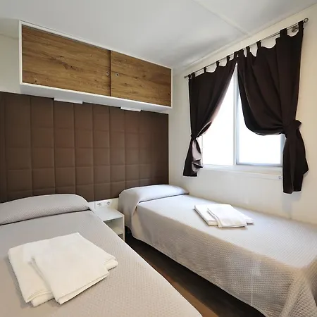 Bella Italia 4* ペスキエーラ・デル・ガルダ