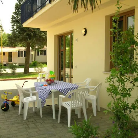 Bella Italia Parco vacanze 4*