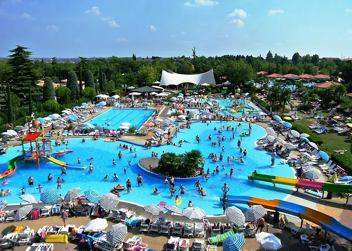 База отдыха Bella Italia Пескьера-дель-Гарда